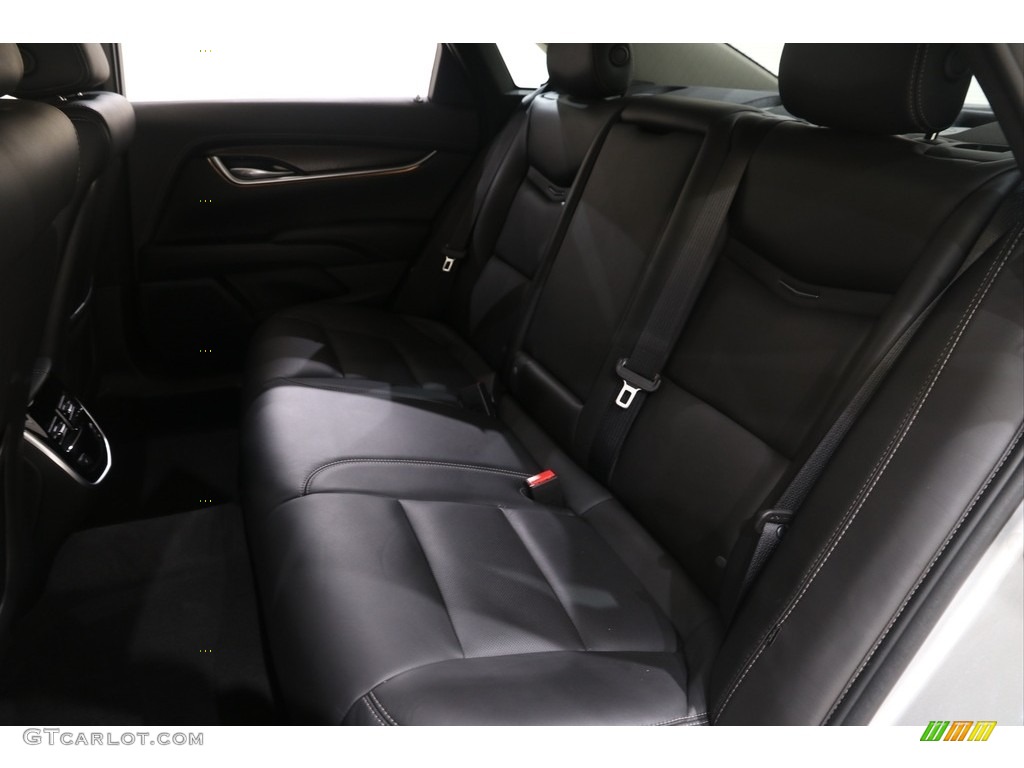 2019 XTS Luxury - Radiant Silver Metallic / Jet Black photo #17