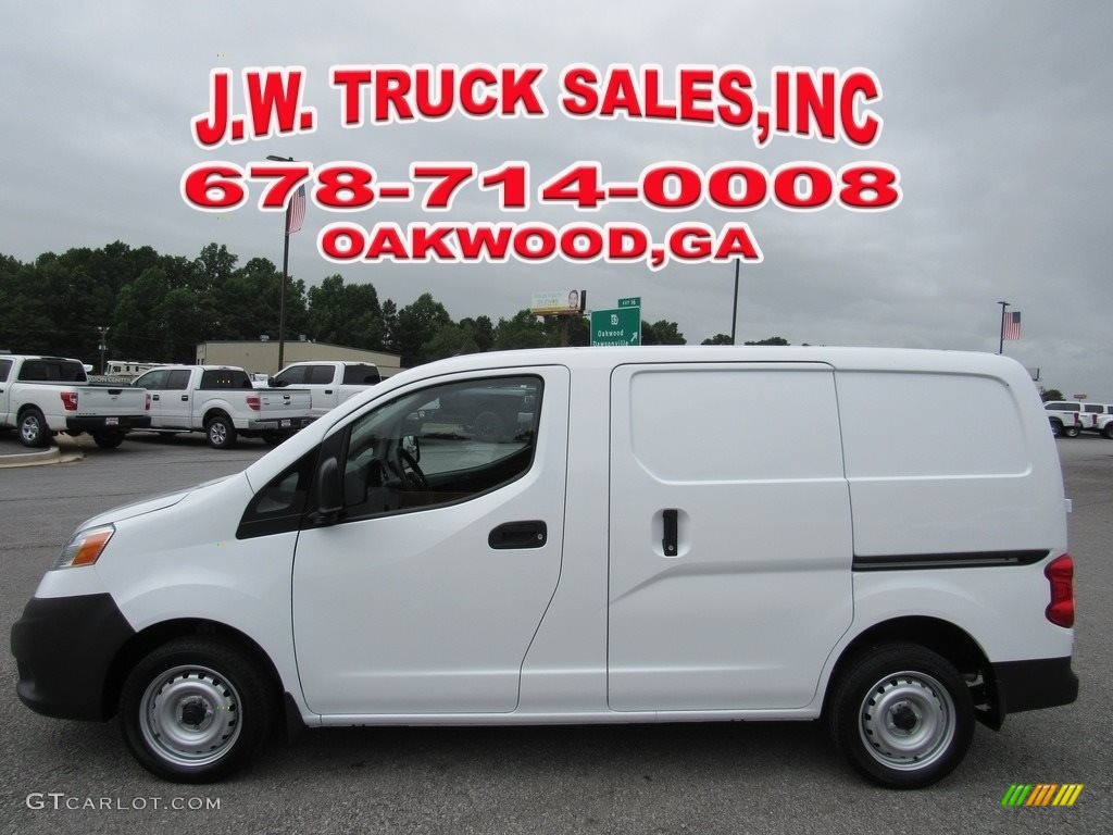 2019 NV200 SV - Fresh Powder White / Gray photo #2