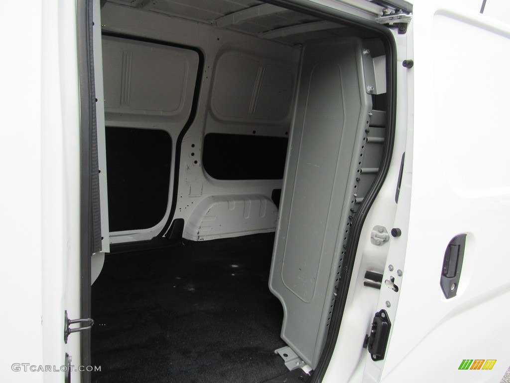 2019 NV200 SV - Fresh Powder White / Gray photo #4