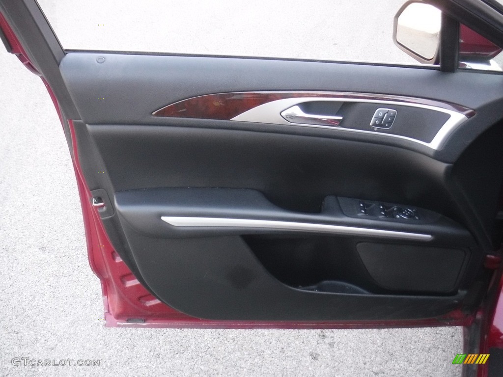 2015 Lincoln MKZ AWD Ebony Door Panel Photo #138520158