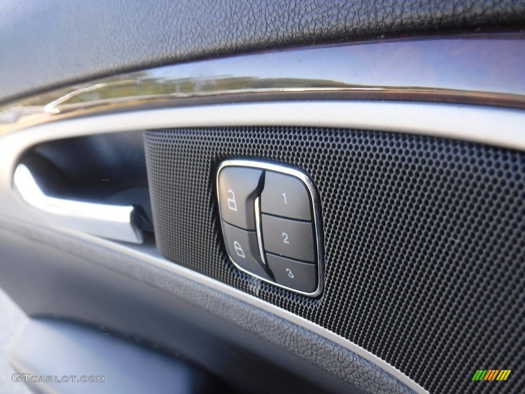 2015 Lincoln MKZ AWD Ebony Door Panel Photo #138520182