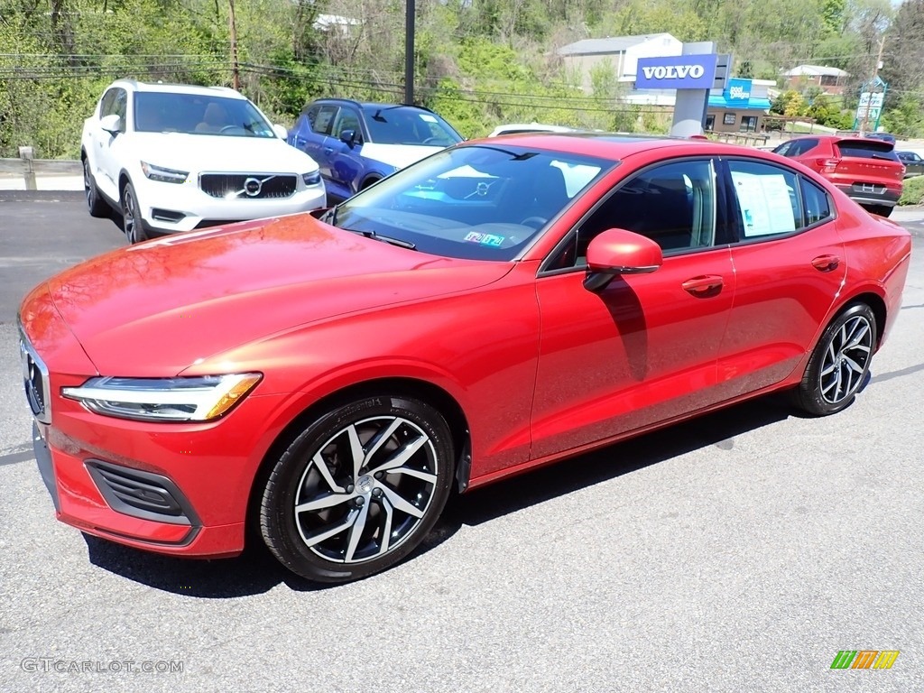 Fusion Red Metallic 2020 Volvo S60 T6 AWD Momentum Exterior Photo #138520977