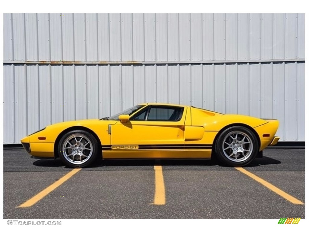 Screaming Yellow 2005 Ford GT Standard GT Model Exterior Photo #138521007