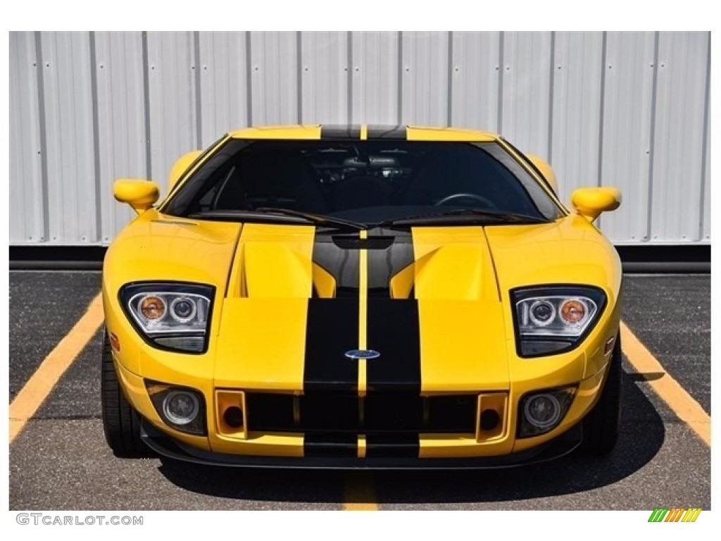 Screaming Yellow 2005 Ford GT Standard GT Model Exterior Photo #138521079