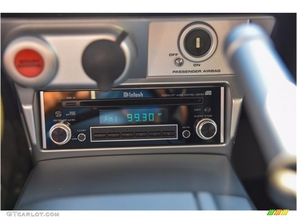 2005 Ford GT Standard GT Model Audio System Photos