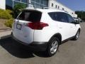 Super White - RAV4 XLE AWD Photo No. 14