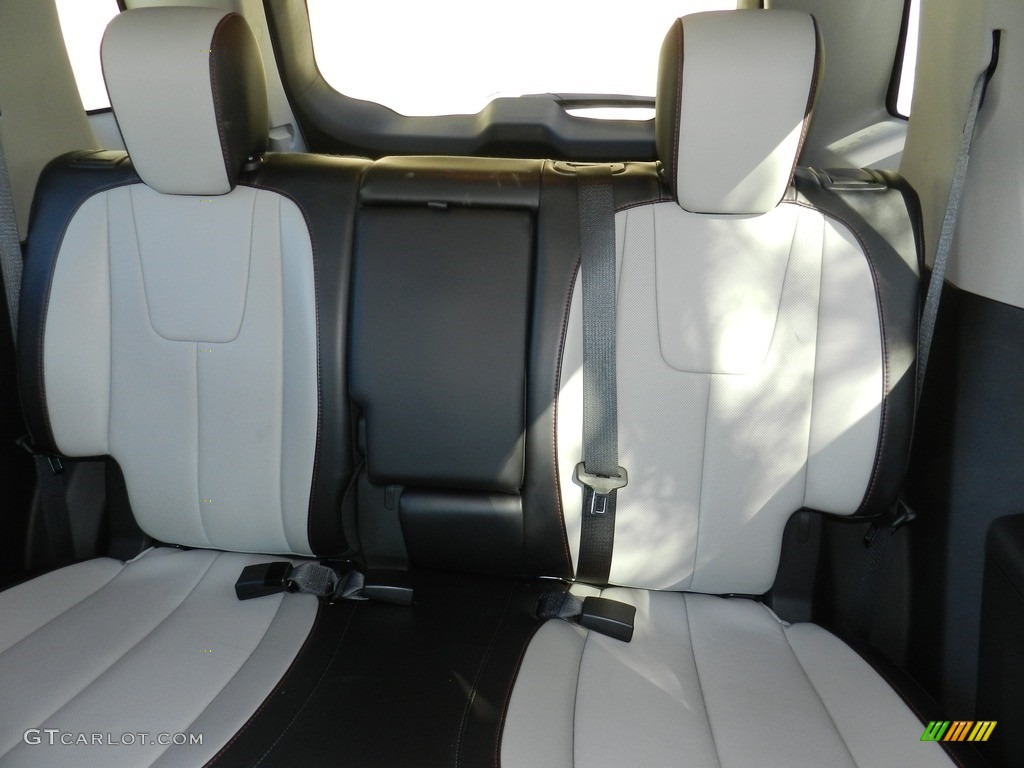 2016 GMC Terrain SLT Rear Seat Photos