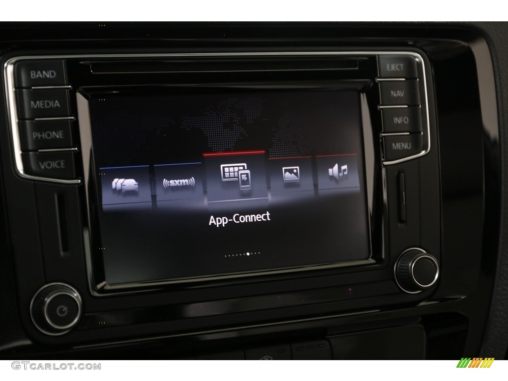2017 Volkswagen Jetta Sport Controls Photo #138521937