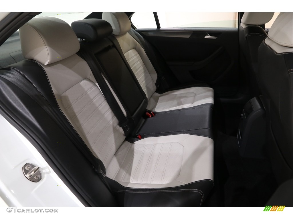 2017 Volkswagen Jetta Sport Rear Seat Photo #138522016
