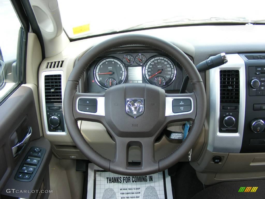 2009 Ram 1500 SLT Crew Cab 4x4 - Stone White / Light Pebble Beige/Bark Brown photo #11