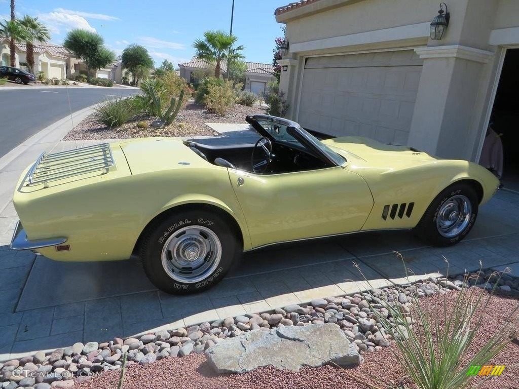 Safari Yellow 1968 Chevrolet Corvette Convertible Exterior Photo #138523284
