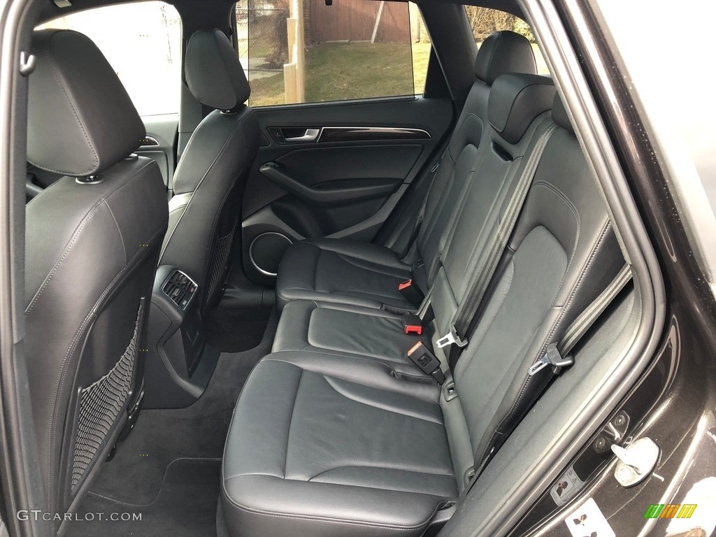 2016 Audi Q5 3.0 TDI Prestige quattro Rear Seat Photos