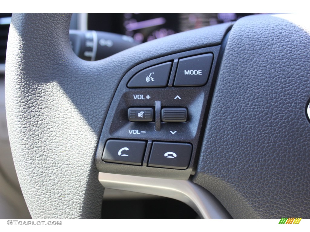 2020 Tucson Value - Cream White Pearl / Gray photo #11
