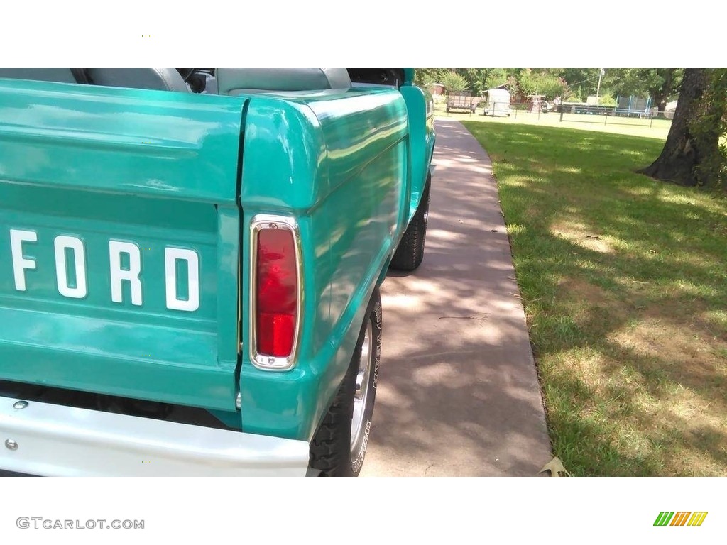 1966 Bronco Roadster - Caribbean Turquoise / Grey photo #8