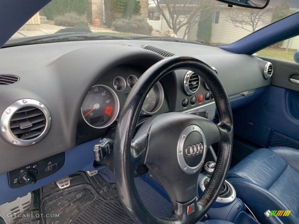 2000 Audi TT 1.8T quattro Coupe Dashboard Photos