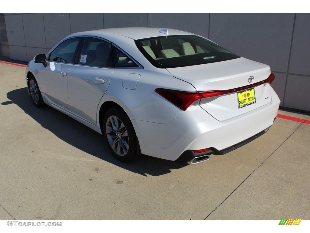2020 Avalon XLE - Wind Chill Pearl / Harvest Beige photo #6
