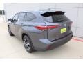 Magnetic Gray Metallic - Highlander XLE Photo No. 6