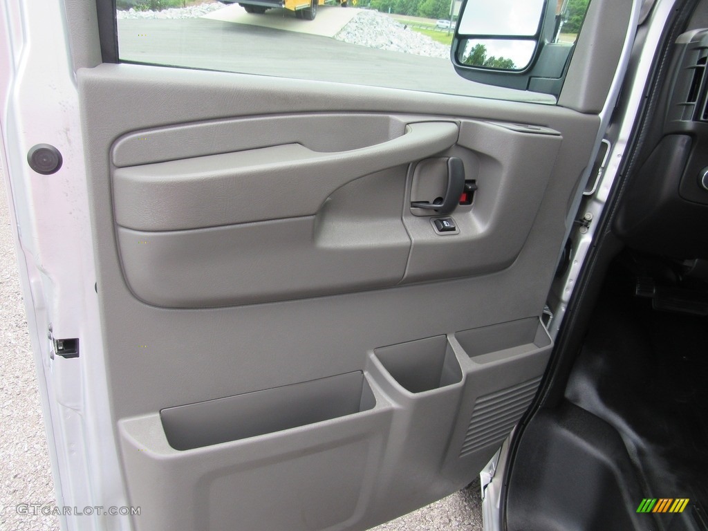 2014 GMC Savana Van 1500 Cargo Door Panel Photos