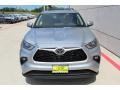 2020 Celestial Silver Metallic Toyota Highlander XLE  photo #3