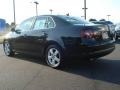 Black - Jetta SE Sedan Photo No. 4