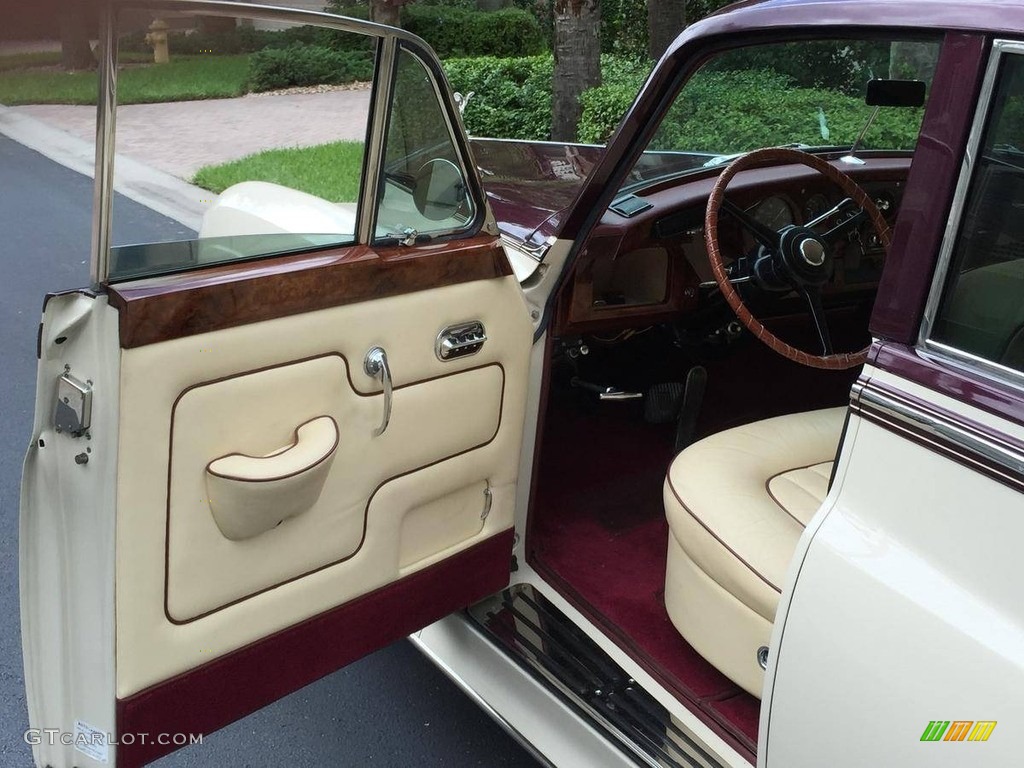 Wilberry/Magnolia Interior 1964 Rolls-Royce Silver Cloud III 4 Door Saloon Photo #138534753