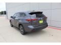2020 Magnetic Gray Metallic Toyota Highlander XLE  photo #6