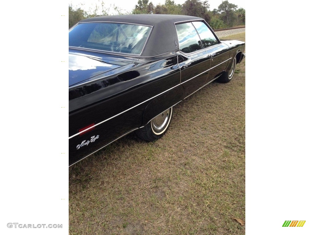 Ebony Black 1974 Oldsmobile Ninety Eight Regency Sedan Exterior Photo #138536754