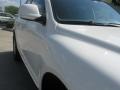 Campanella White - Touareg 2 VR6 Photo No. 3