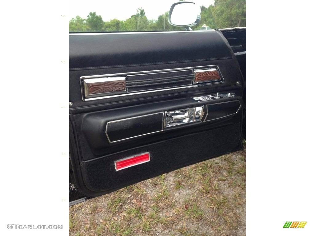 1974 Oldsmobile Ninety Eight Regency Sedan Black Door Panel Photo #138537234