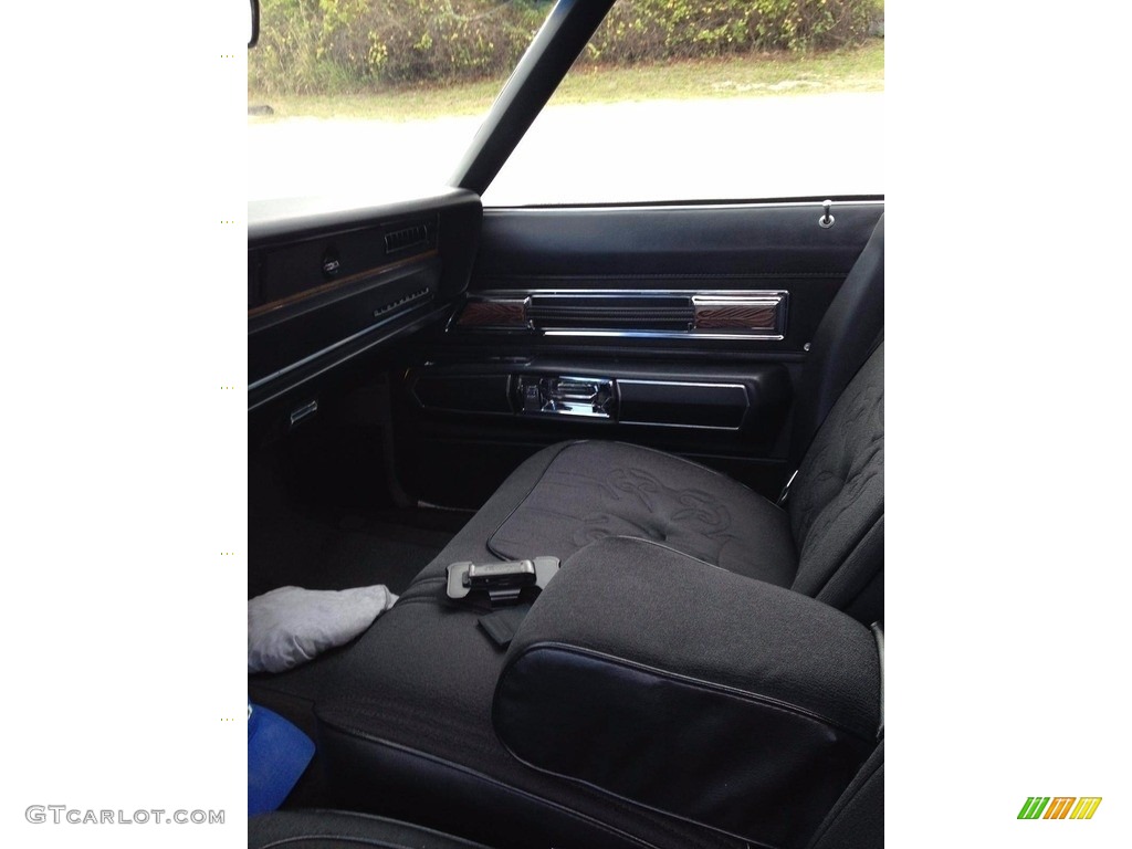 1974 Oldsmobile Ninety Eight Regency Sedan Front Seat Photo #138537315