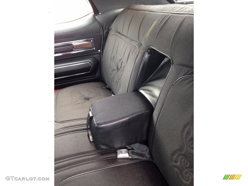 Black Interior 1974 Oldsmobile Ninety Eight Regency Sedan Photo #138537369