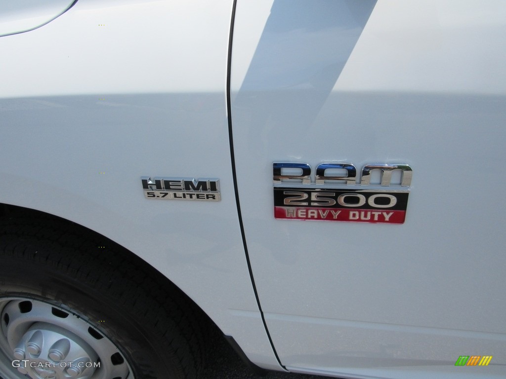 2011 Dodge Ram 2500 HD SLT Crew Cab Marks and Logos Photos