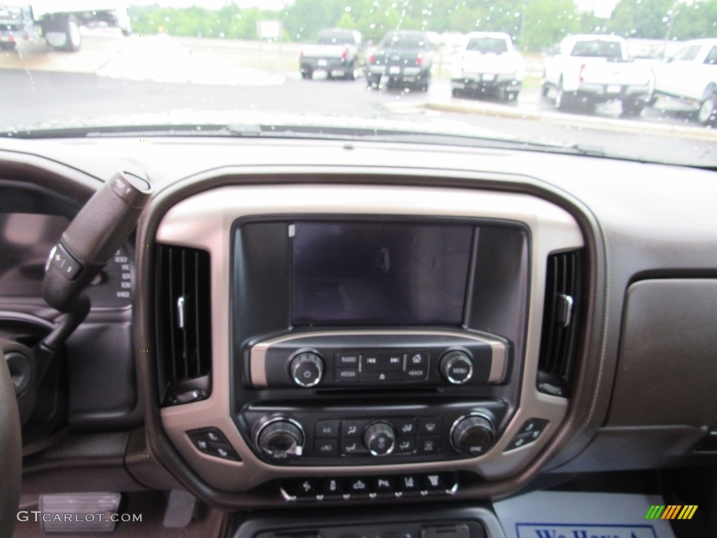 2016 GMC Sierra 3500HD Denali Crew Cab 4x4 Controls Photo #138539457