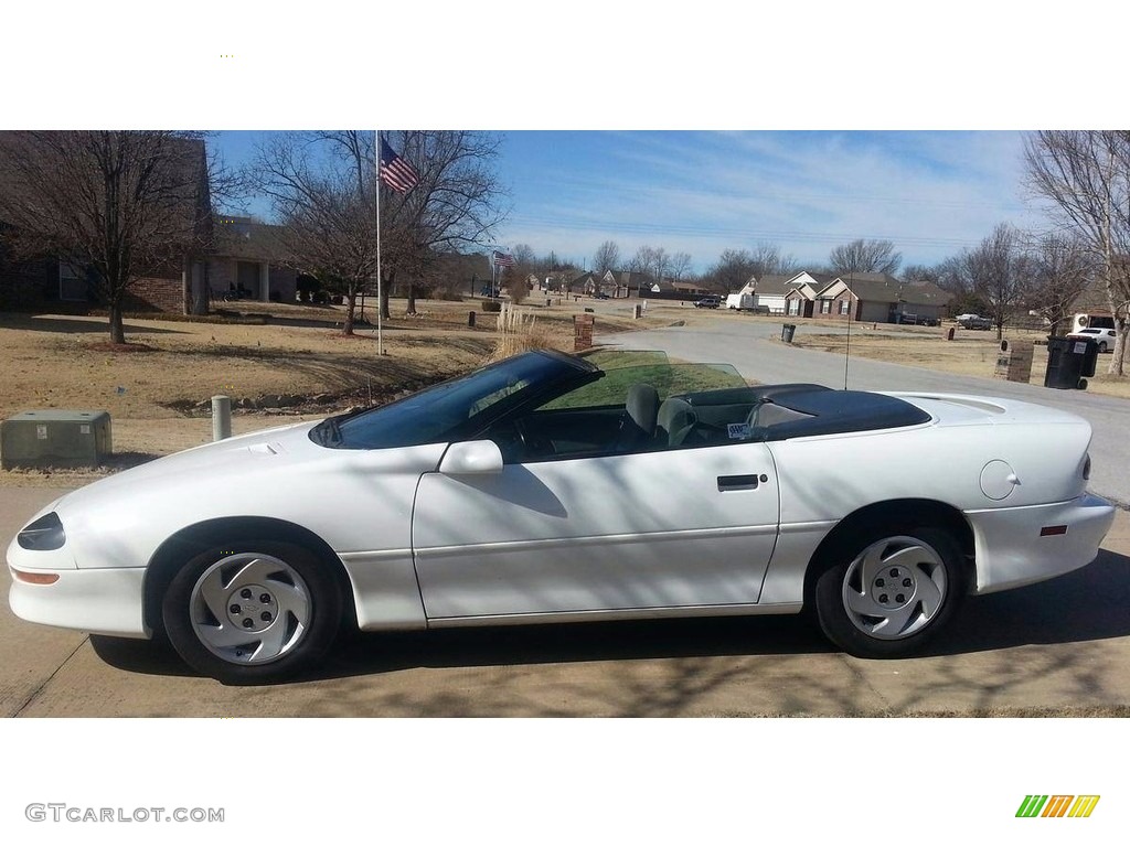 1997 Camaro Convertible - Arctic White / Medium Grey photo #2