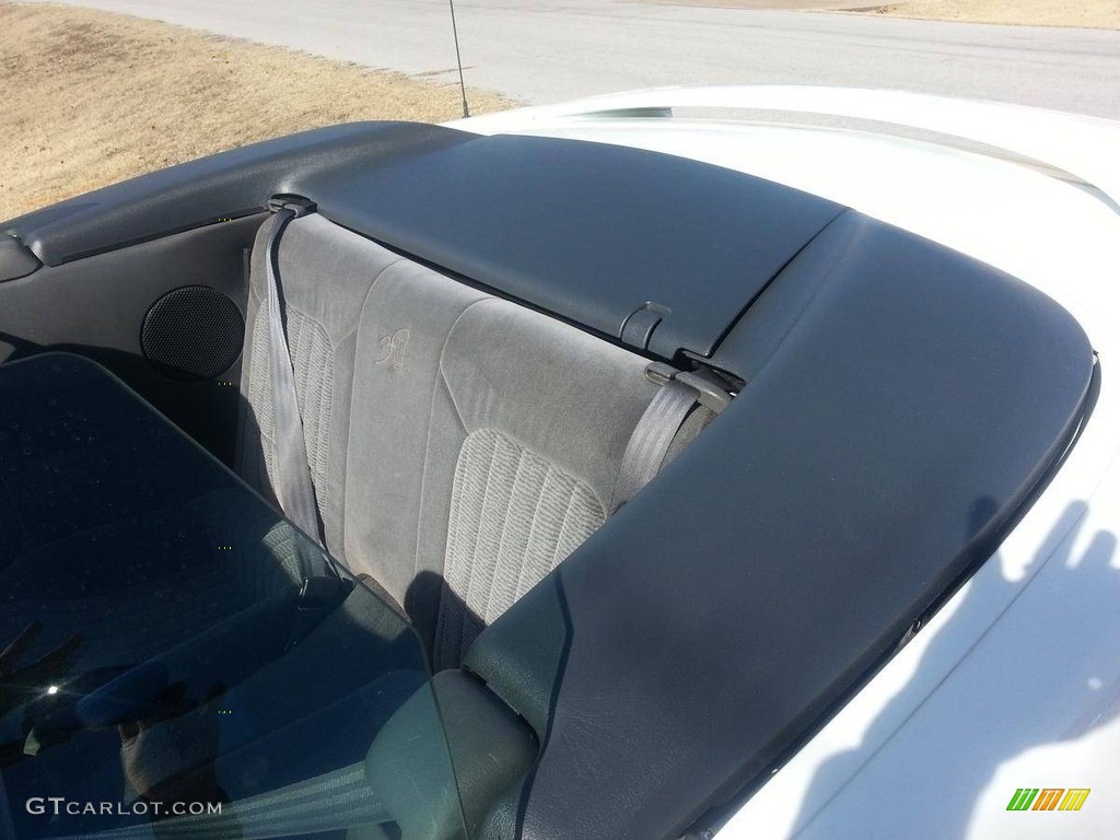 1997 Camaro Convertible - Arctic White / Medium Grey photo #3