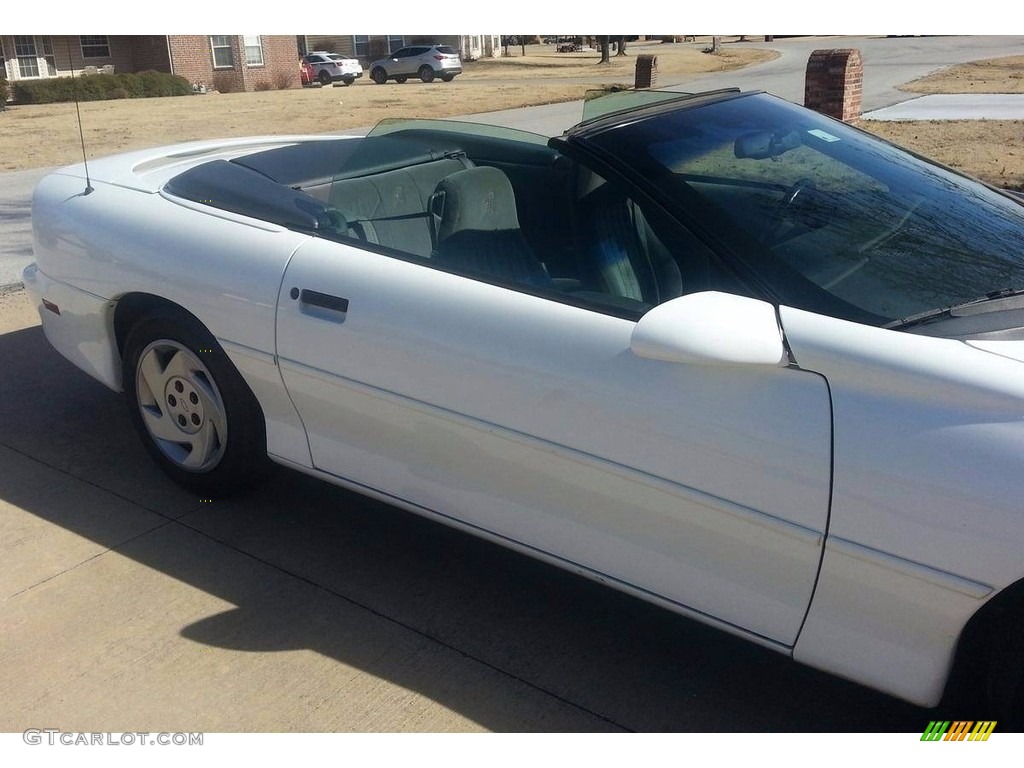 1997 Camaro Convertible - Arctic White / Medium Grey photo #5