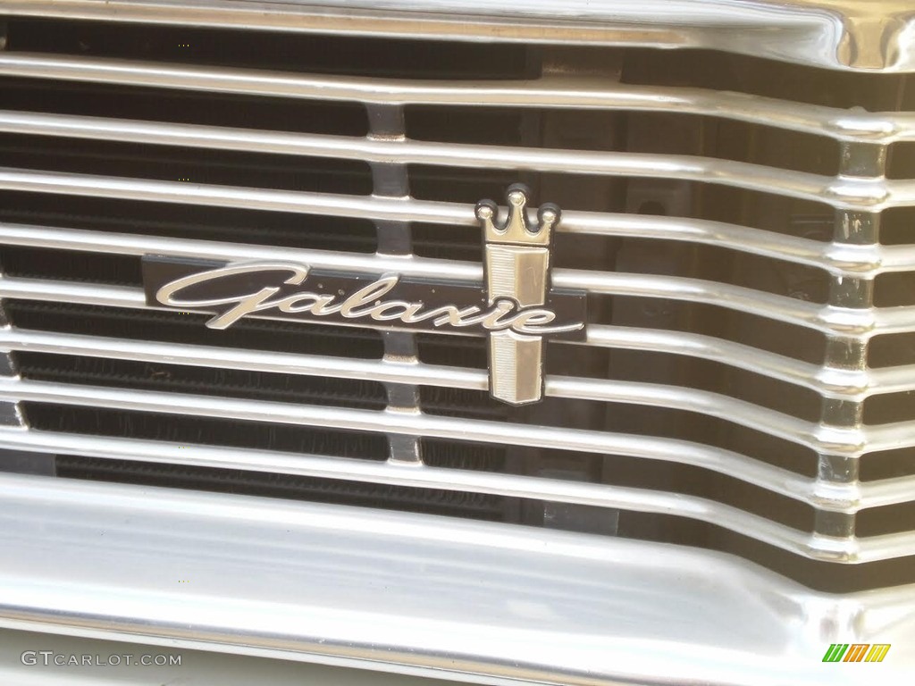 1964 Ford Galaxie 500 Sedan Marks and Logos Photo #138544599
