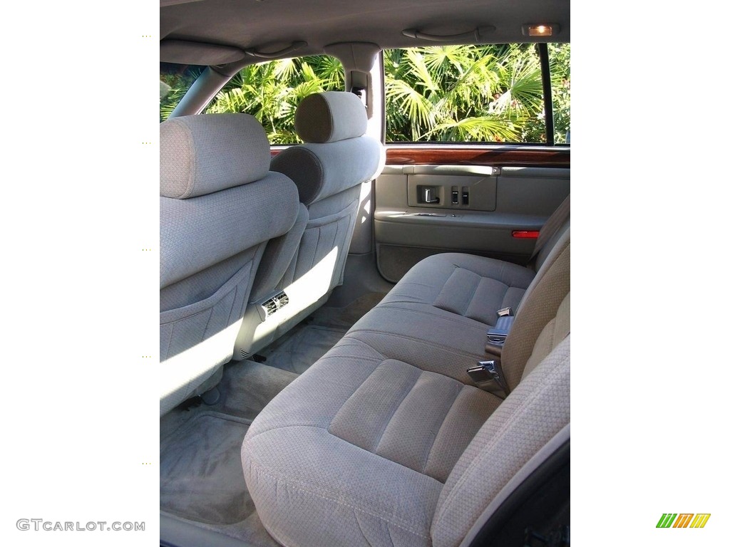 Gray Interior 1994 Cadillac DeVille Sedan Photo #138545190