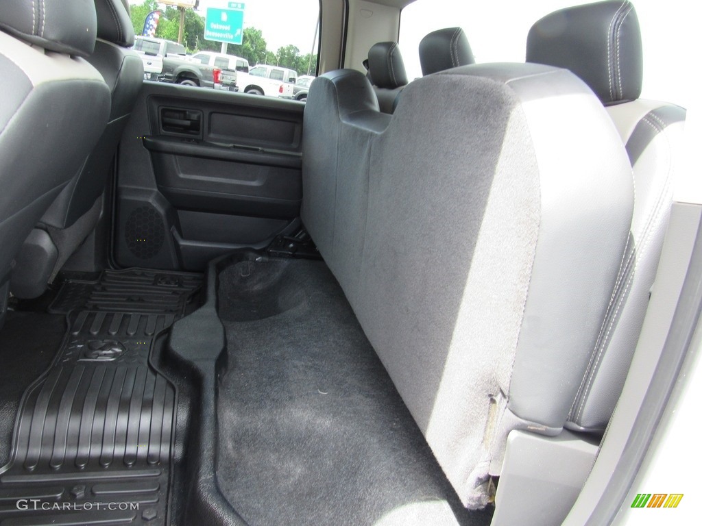 2010 Dodge Ram 2500 SLT Crew Cab Rear Seat Photo #138549459