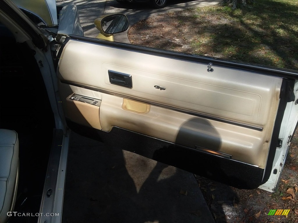 1971 Pontiac Grand Prix SSJ Hurst Door Panel Photos