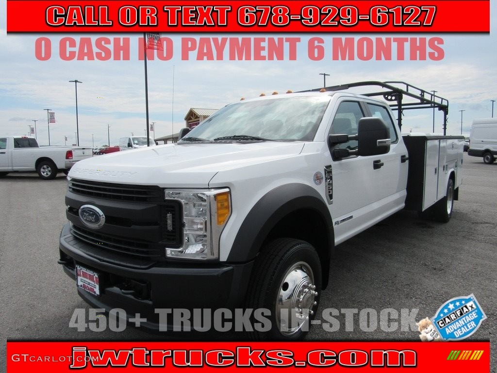 2017 F450 Super Duty XL Crew Cab 4x4 Chassis - Oxford White / Medium Earth Gray photo #1