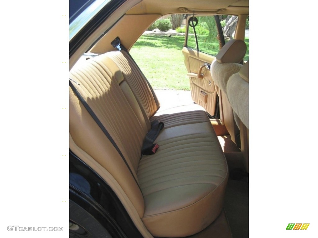 1980 Mercedes-Benz E Class 300 D Sedan Rear Seat Photo #138554010