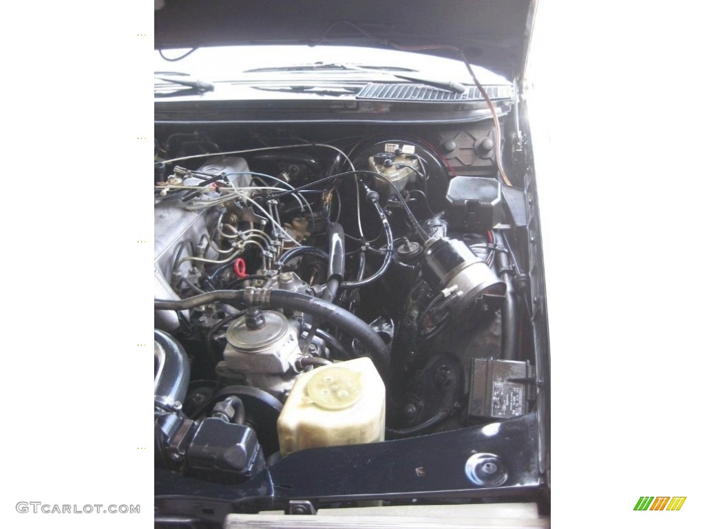 1980 Mercedes-Benz E Class 300 D Sedan 3.0 Liter SOHC 10-Valve Diesel 5 Cylinder Engine Photo #138554337