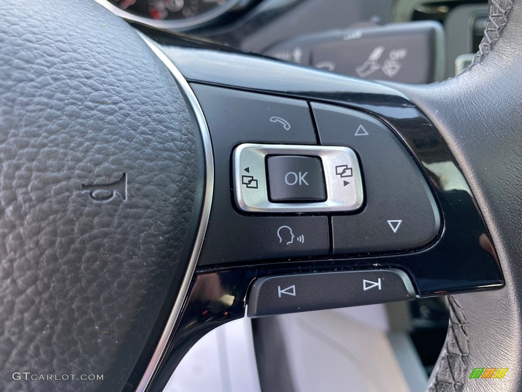 2015 Volkswagen Jetta SEL Sedan Steering Wheel Photos