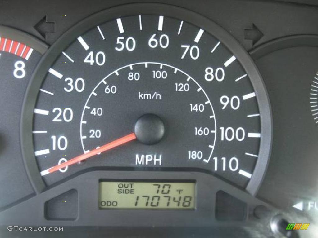 2003 Corolla CE - Super White / Pebble Beige photo #13