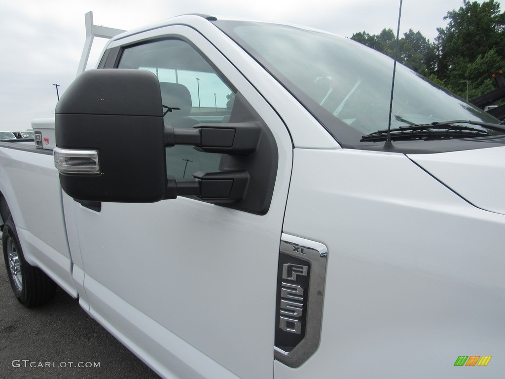 2017 F250 Super Duty XL Regular Cab - Oxford White / Medium Earth Gray photo #14