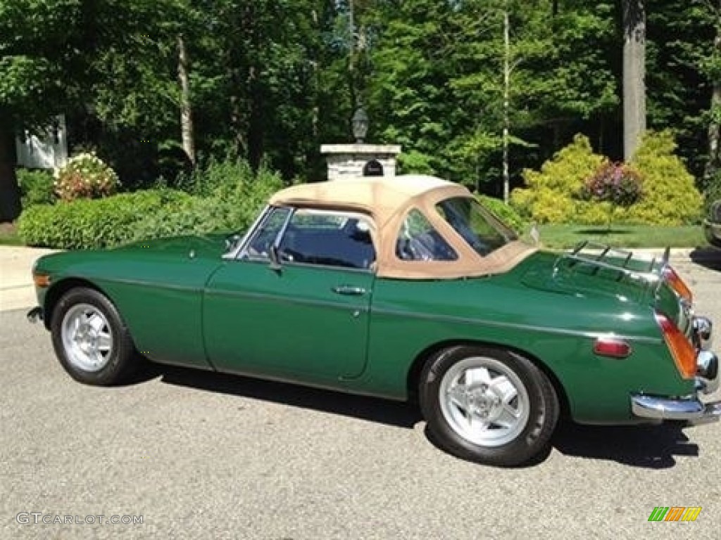 Brooklands Green 1977 MG MGB Roadster Exterior Photo #138556413