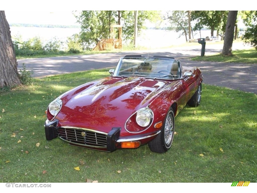 Regency Red 1974 Jaguar XKE Series III Roadster Exterior Photo #138557685