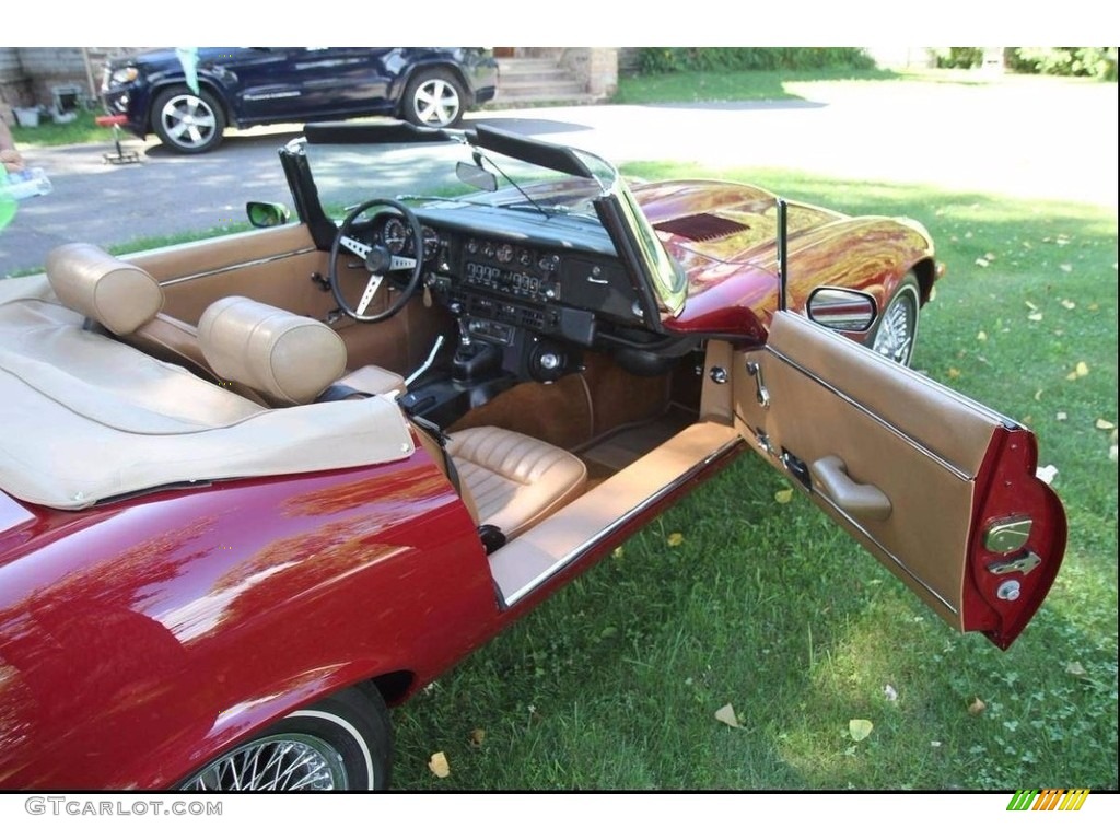 1974 Jaguar XKE Series III Roadster Front Seat Photo #138557745