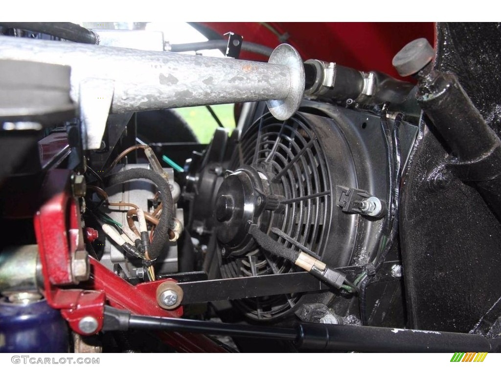 1974 Jaguar XKE Series III Roadster 5.3 Liter SOHC 24-Valve V12 Engine Photo #138558252